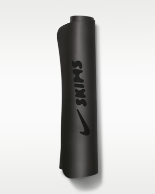 NikeSKIMS Yoga Mat (4.5mm). Nike.com